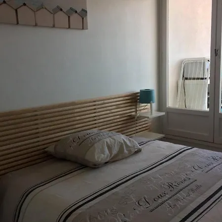 T2 Avec Vue Sur Mer Directe ! דירה *